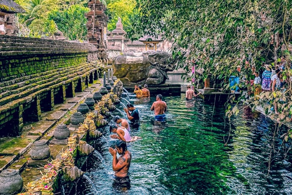 The Beauty Of Pura Tirta Empul Tampaksiring Bali