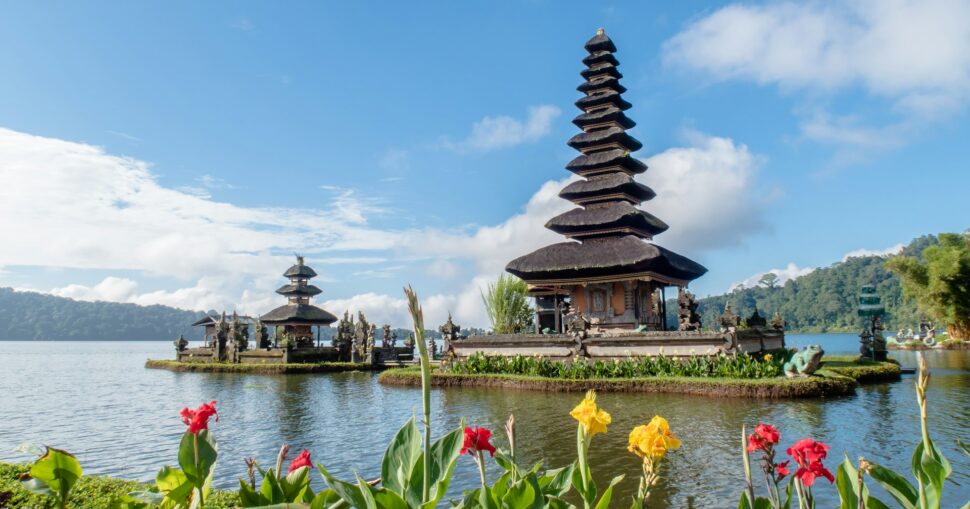 ulun danu beratan temple near Munduk Village Bali