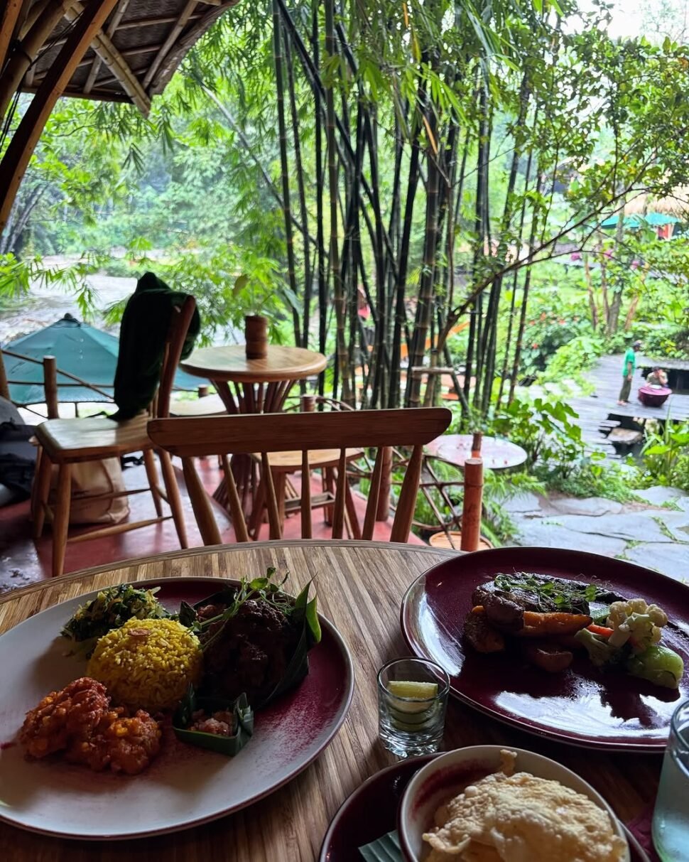 Eco-tours and sustainable travel